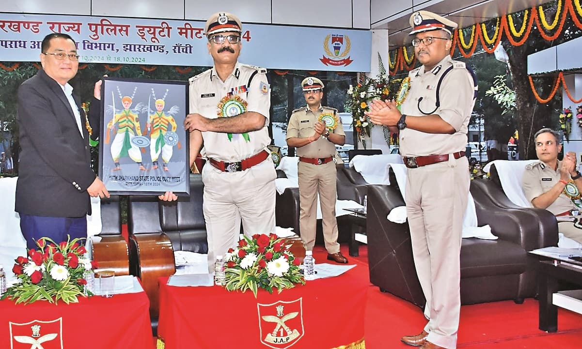 Ranchi News : पुलिस ड्यूटी मीट में साउथ छोटानागपुर रेंज बना स्टेट चैंपियन