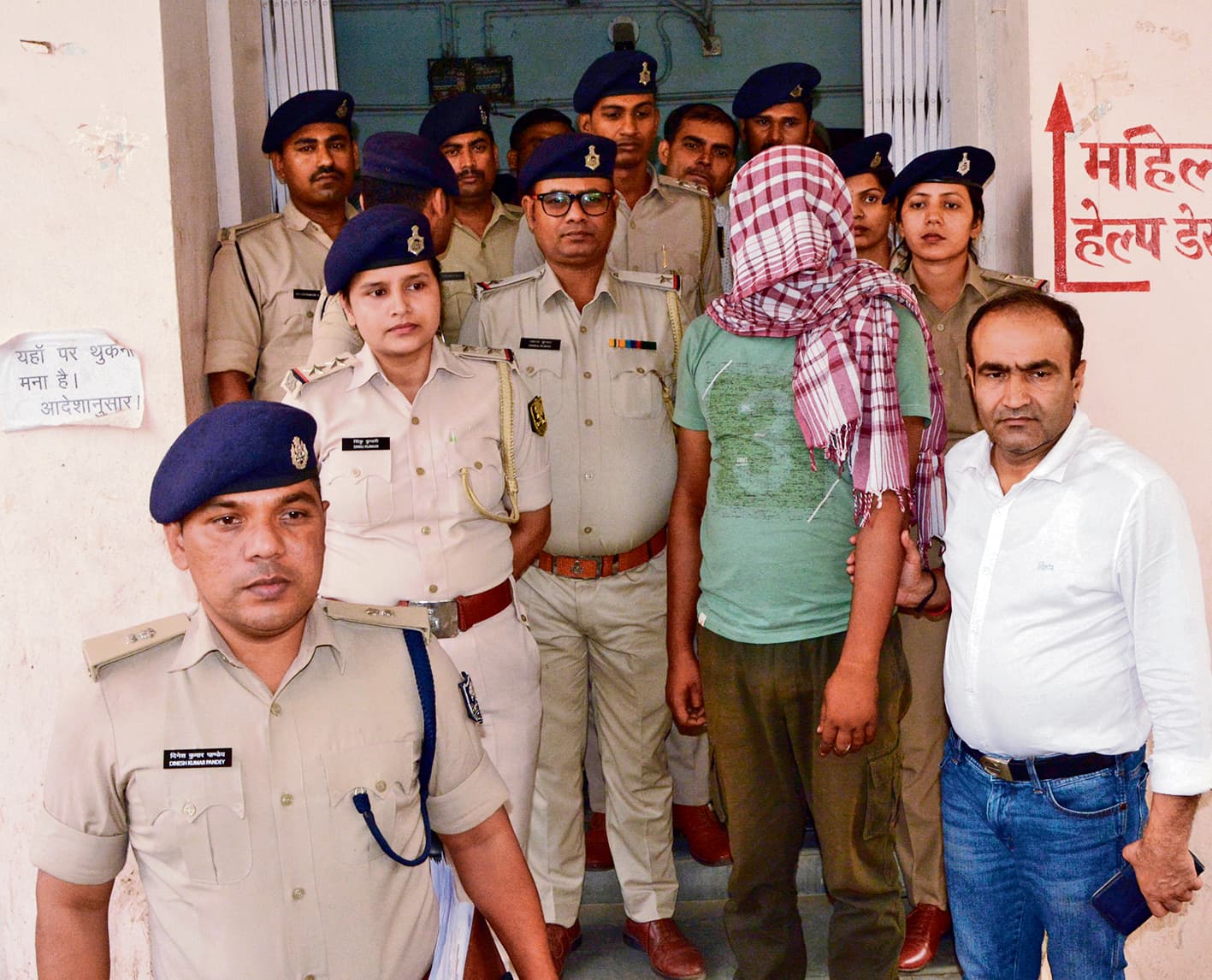 दंपती हत्याकांड : अवैध संबंध में हत्या