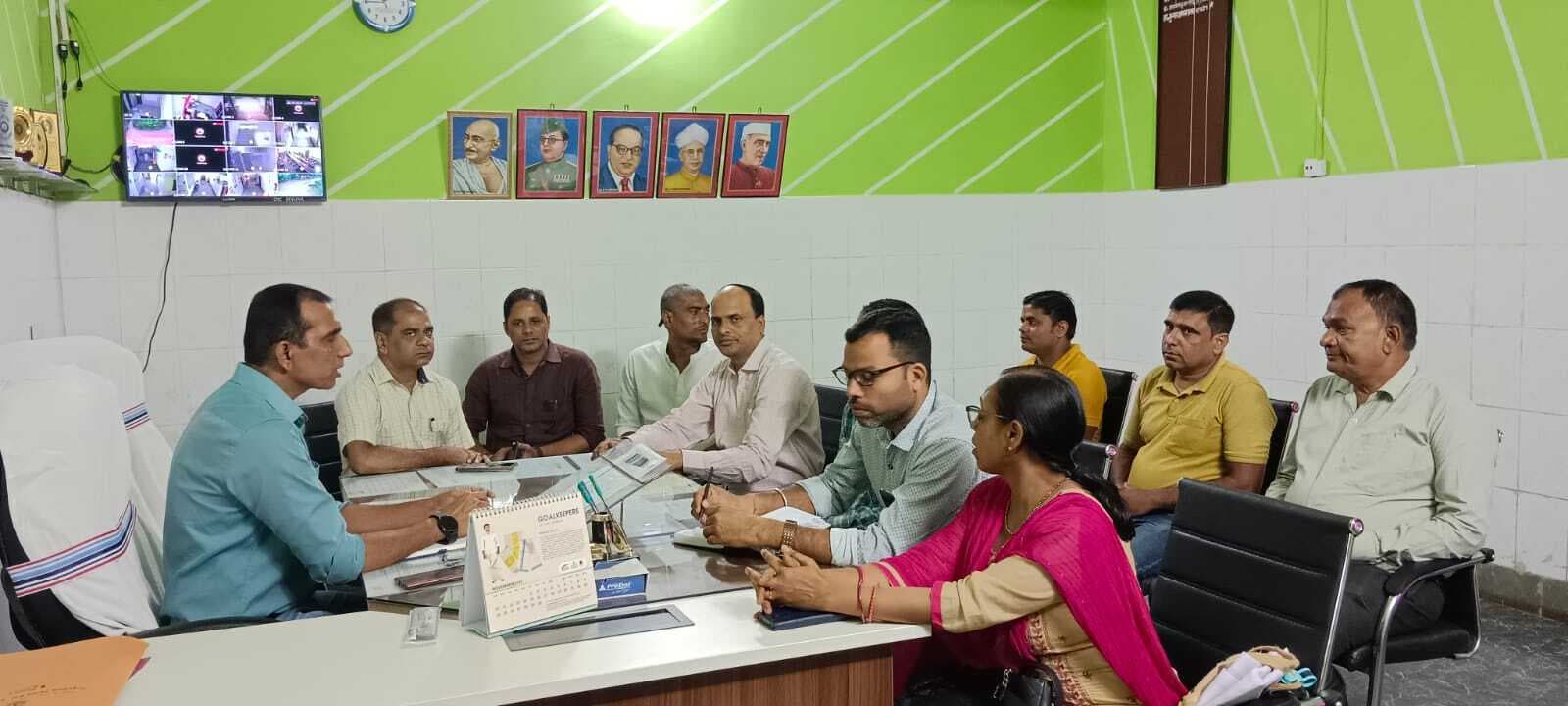 नाइट ब्लड सैंपल लेने के लिए लोगों को जागरूक करने पर दिया जोर, टास्क फोर्स को दिये कई निर्देश