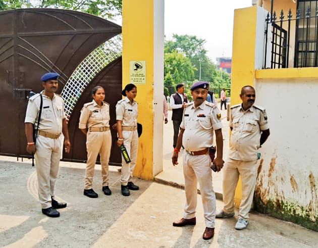 Gopalganj News : जेल में बंद अपराधियों ने रची थी सिविल कोर्ट में विशाल की हत्या की साजिश