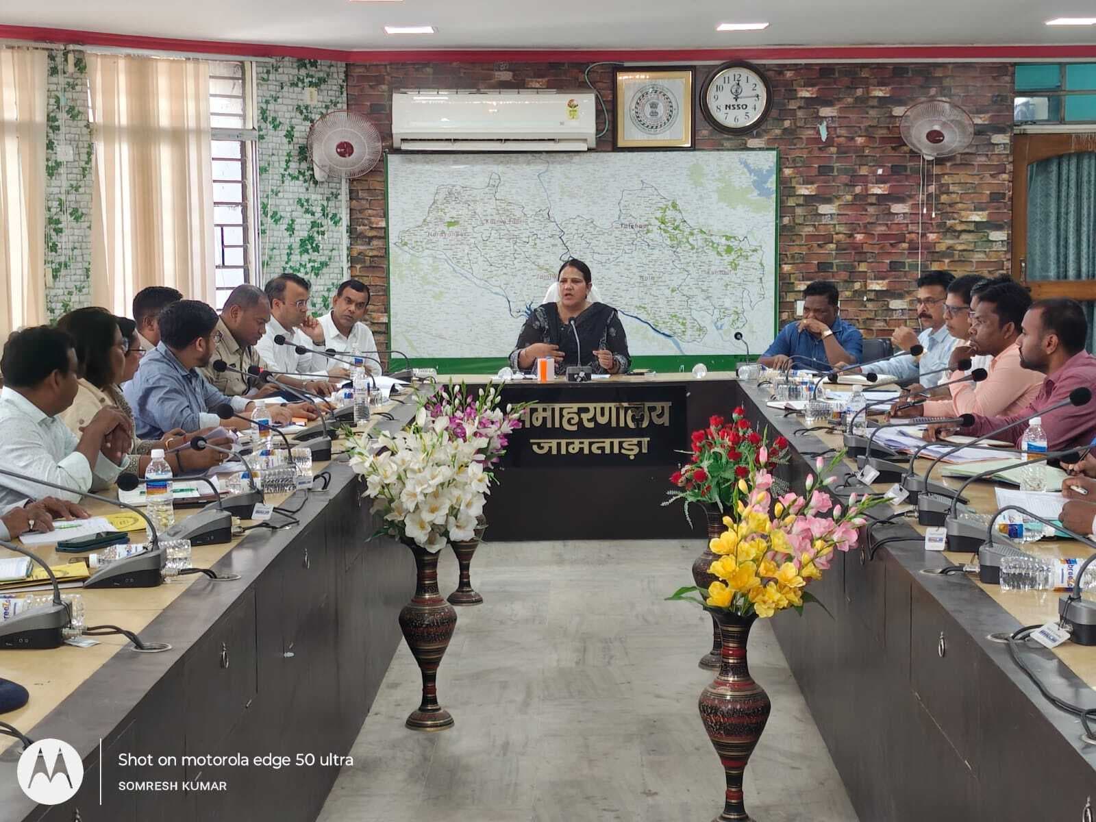 केंद्रीय सुरक्षा बलों के ठहराव स्थल में सुविधाएं रखें दुरूस्त : डीसी