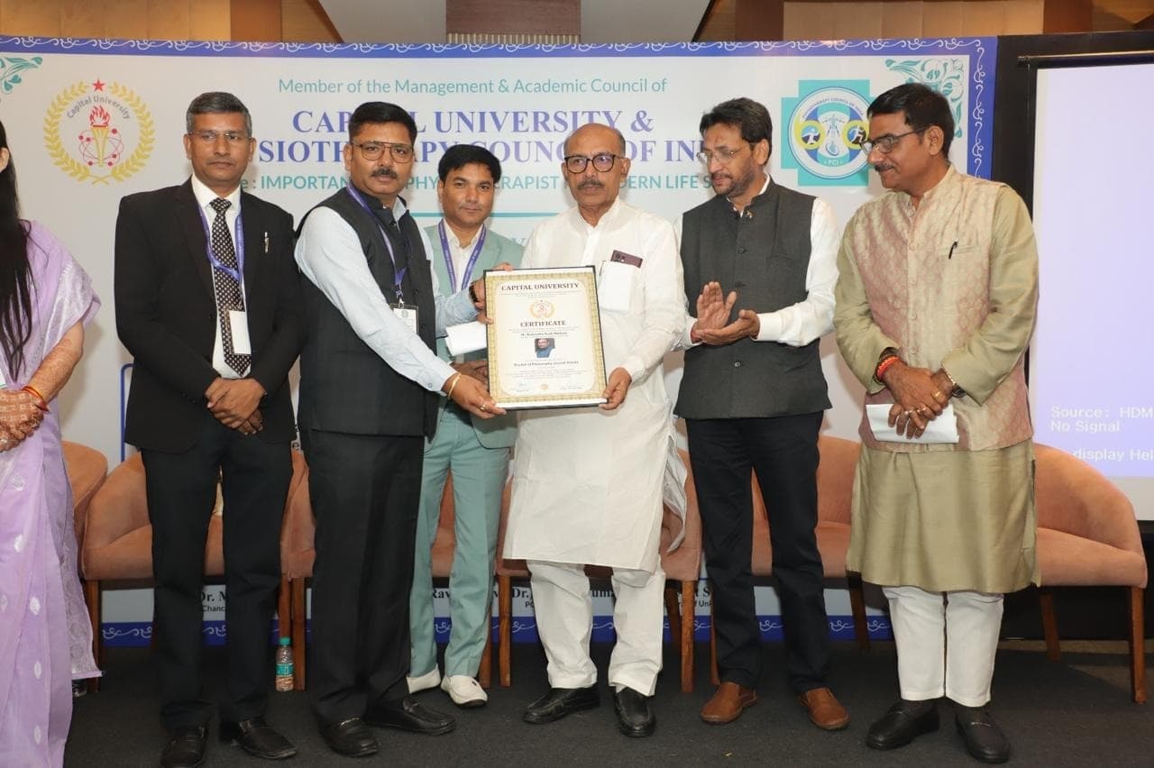 स्पीकर रवींद्रनाथ महतो डॉक्टरेट की उपाधि से हुए सम्मानित