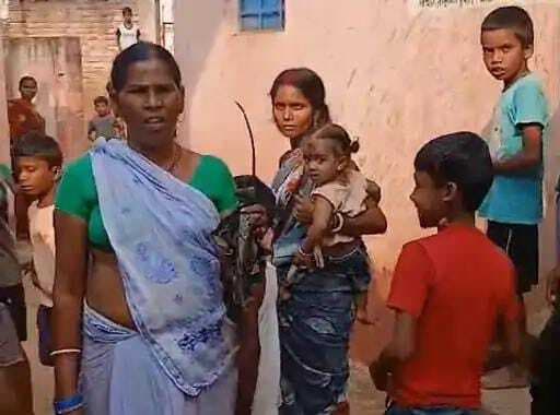 मारपीट मामले को लेकर प्रभारी प्रधानाध्यापक ने थाने में दिया आवेदन