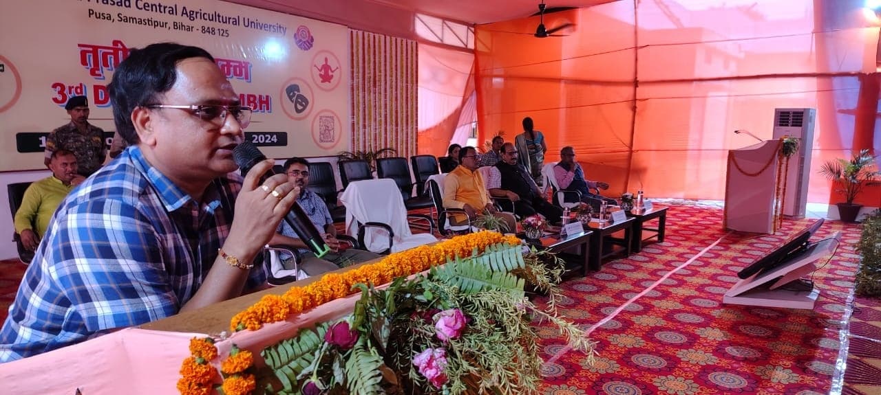 Samastipur News: अनुभव के आधार पर चरित्र निर्माण करने की जरूरत : न्यायाधीश