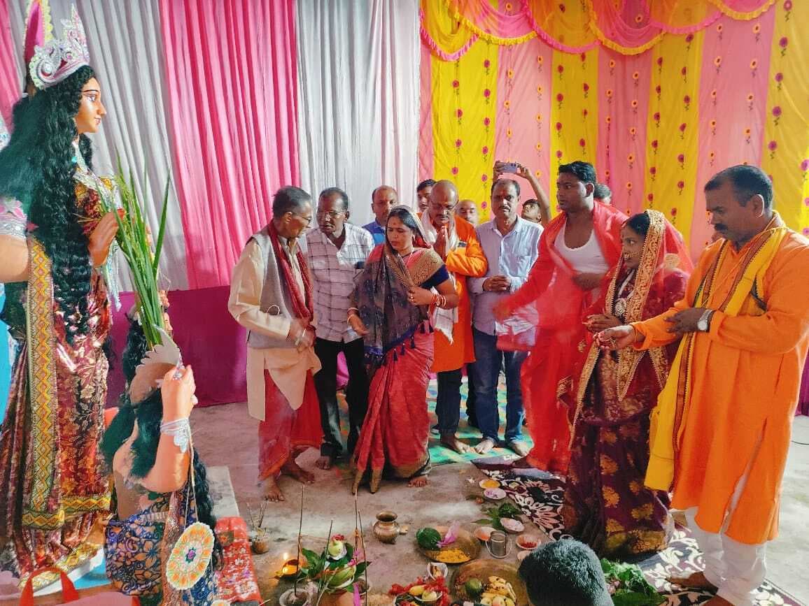 Giridih News: प्रतिमा विसर्जन के साथ तीन दिवसीय लक्खी पूजा संपन्न