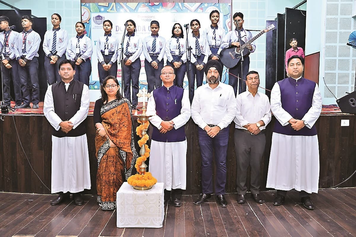 Ranchi News : डॉक्स अंतर स्कूल को-करीकुलर प्रतियोगिता में सुरेंद्रनाथ स्कूल अव्वल