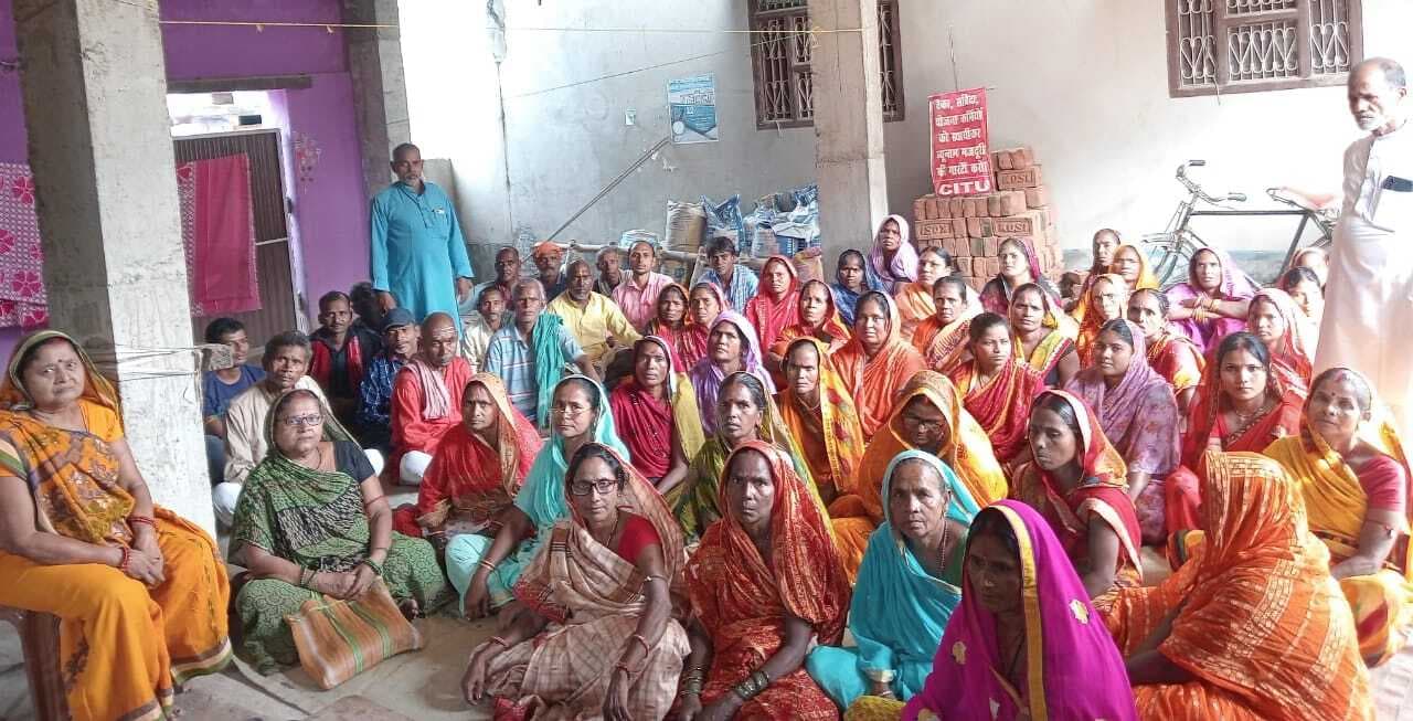 सरकार रसोईया के साथ कर रही भेदभाव