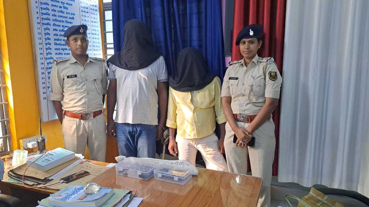 हवाई अड्डा के पास पिस्टल, मास्केट व कारतूस के साथ दो तस्कर गिरफ्तार