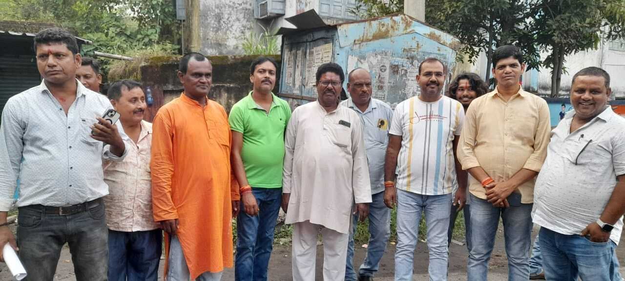 Dhanbad News: घायल कोलकर्मी की मौत, नौकरी के लिए प्रदर्शन