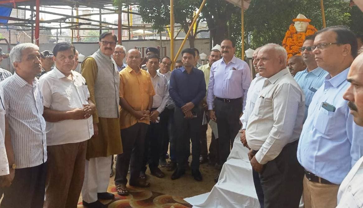 बिहार के नवनिर्माण में श्रीकृष्ण सिंह का योगदान अविस्मरणीय : आयुक्त