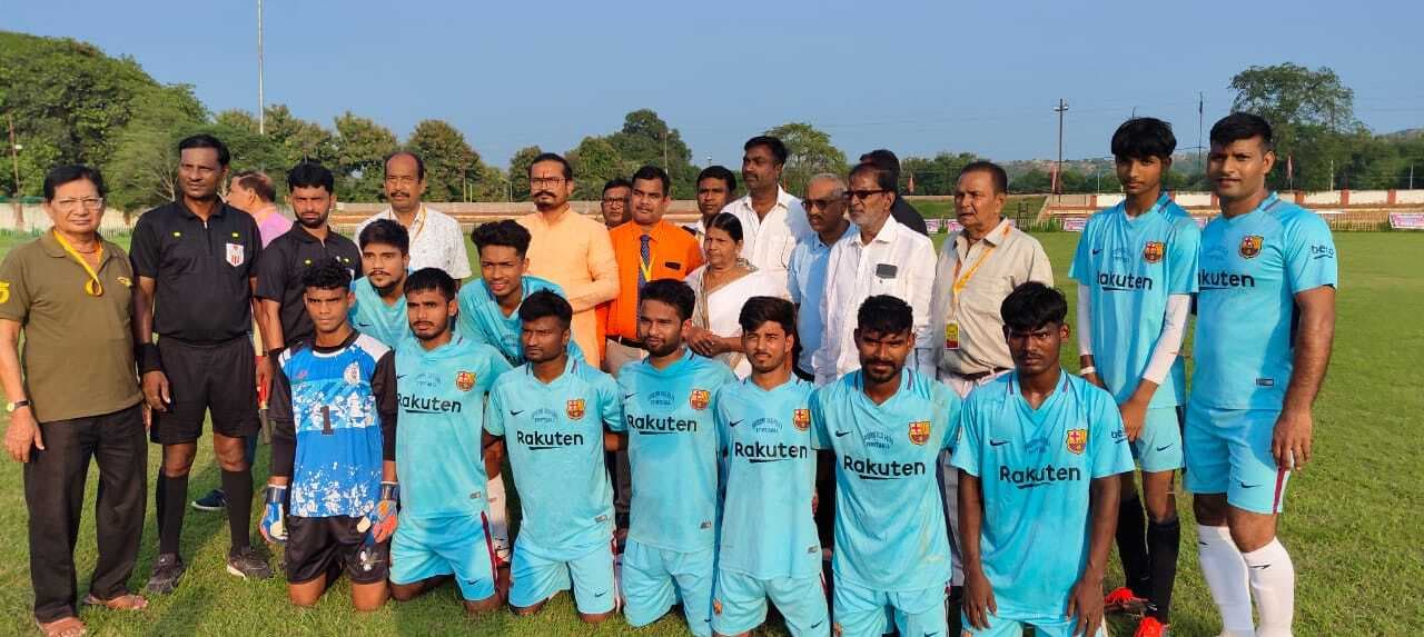 स्पोर्टिंग क्लब फुल्का ने खरहट की टीम को 2-0 से हराया