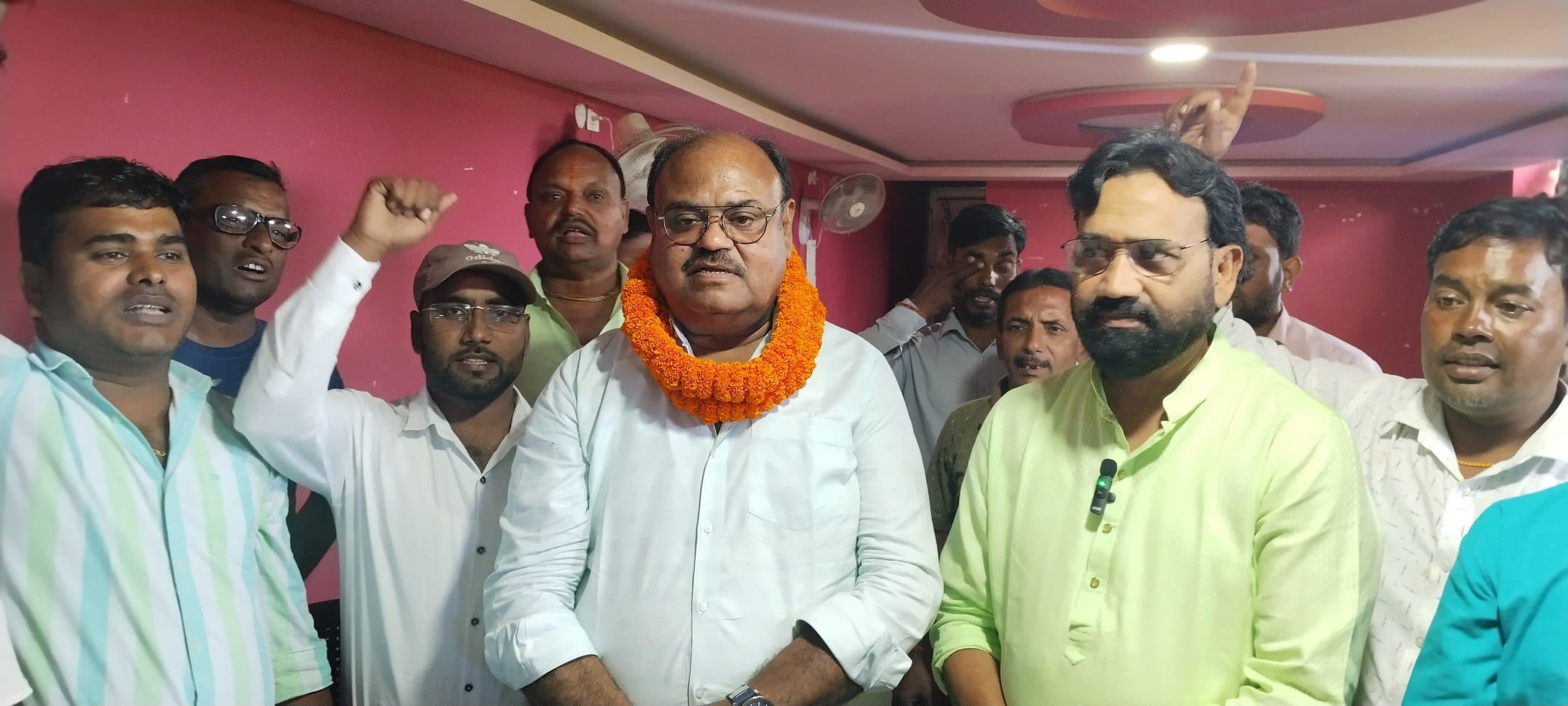 तरुण गुप्ता जेकेएलएम में हुए शामिल, जामताड़ा से लड़ेंगे चुनाव