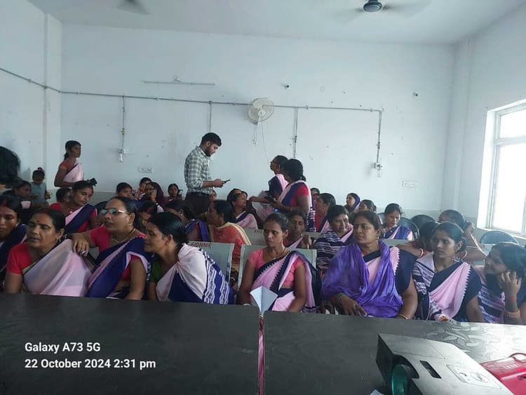 दंपतियों को परिवार नियोजन के लिए करें प्रेरित