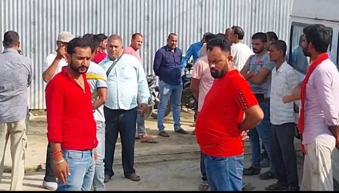 Samastipur News: ट्रक की ठोकर से बाइक सवार दो युवकों की मौत, मचा कोहराम