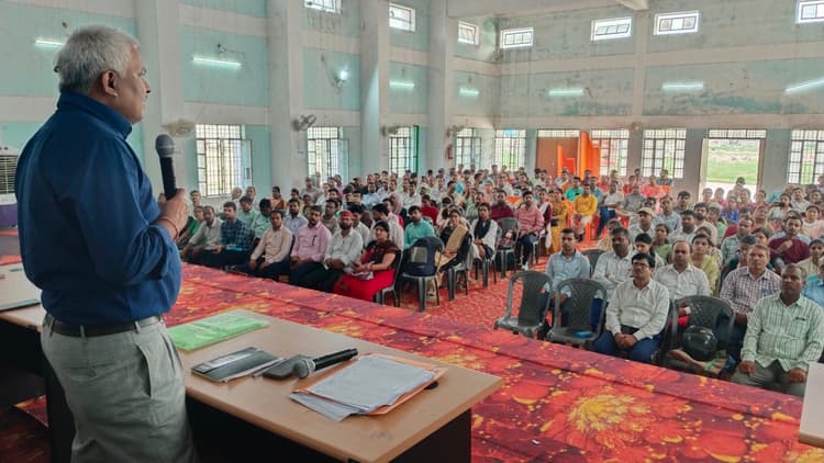 Samastipur News: ऐसी कक्षा की कल्पना करें, जहां सीखना रोमांच की तरह हो