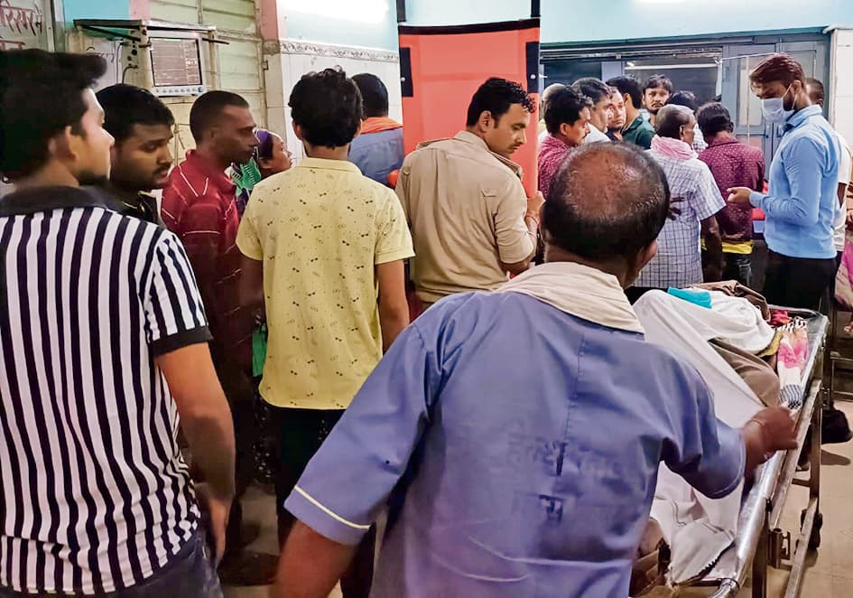 Hajipur News : प्रेम प्रसंग का विरोध करने पर पत्नी को जलाया, गयी जान