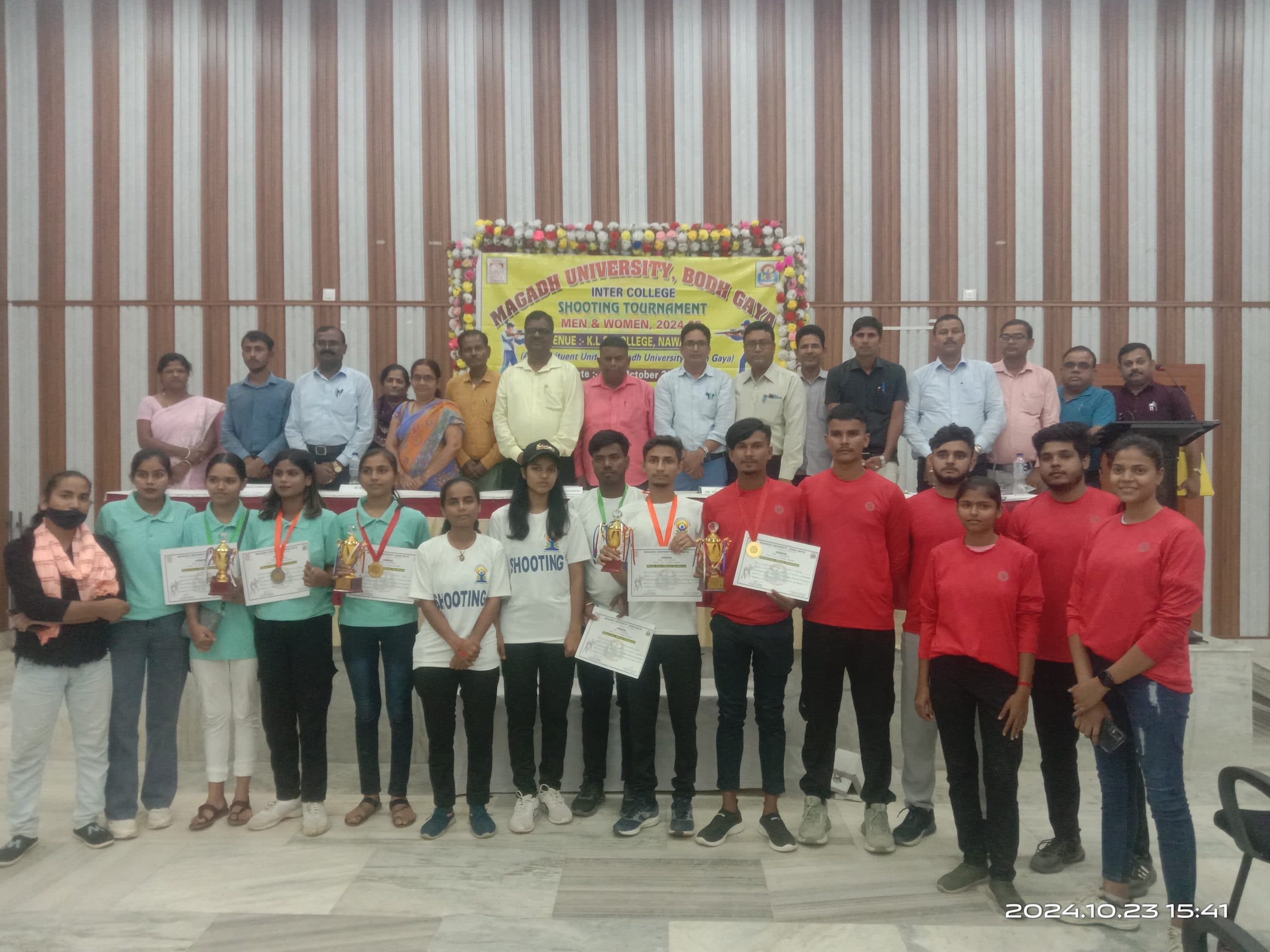 शूटिंग में आरएमडब्ल्यू कॉलेज की छात्राओं व केएलएस के छात्रों ने किया कमाल