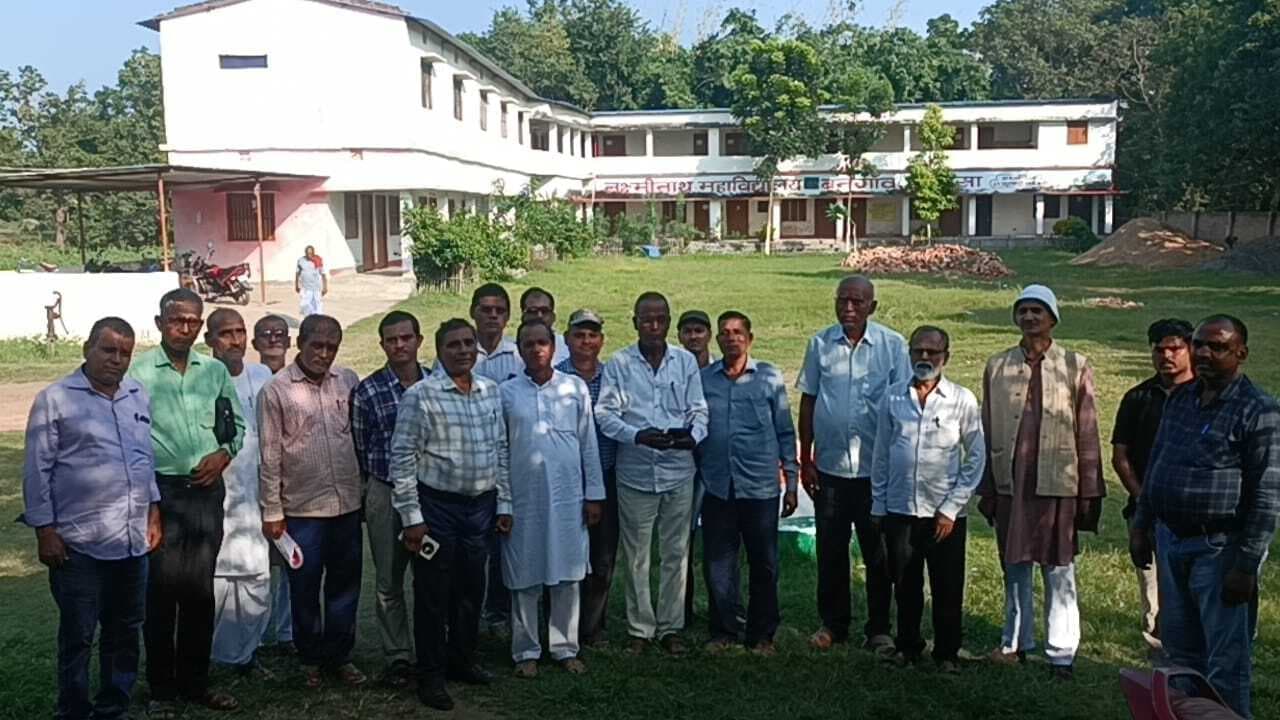 25 को विश्वविद्यालय में धरना प्रदर्शन में बड़ी संख्या में भाग लेने का निर्णय