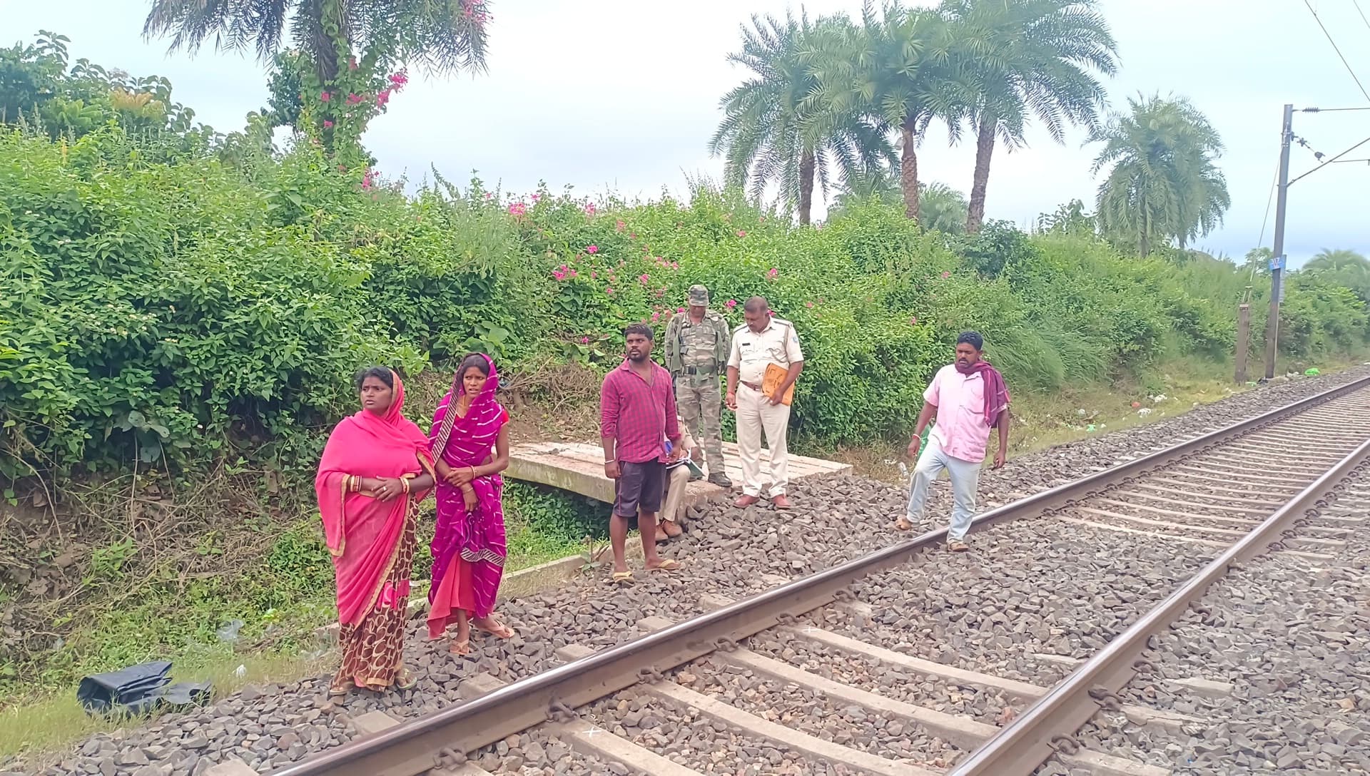 रेलवे ट्रैक पर मिला मछली विक्रेता का शव, जांच में जुटी पुलिस