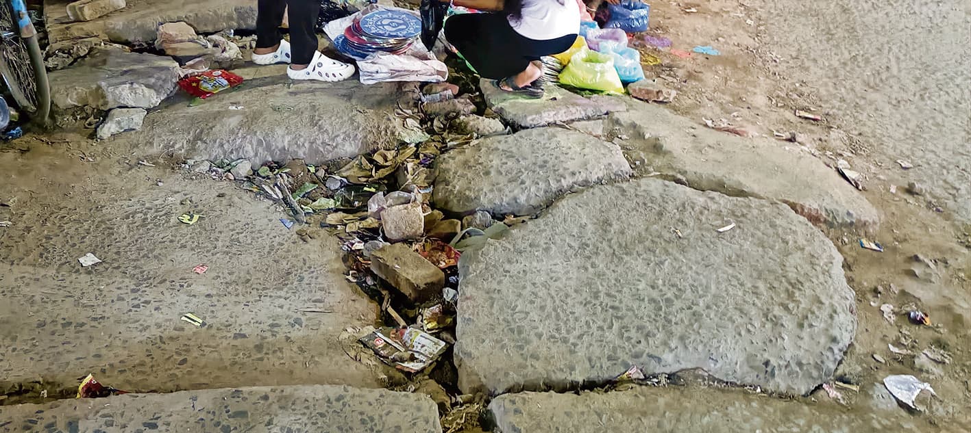 Chhapra News : नगर क्षेत्र के दर्जनों पुल-पुलिया बने जानलेवा, छठ व्रत्तियों को होगी परेशानी