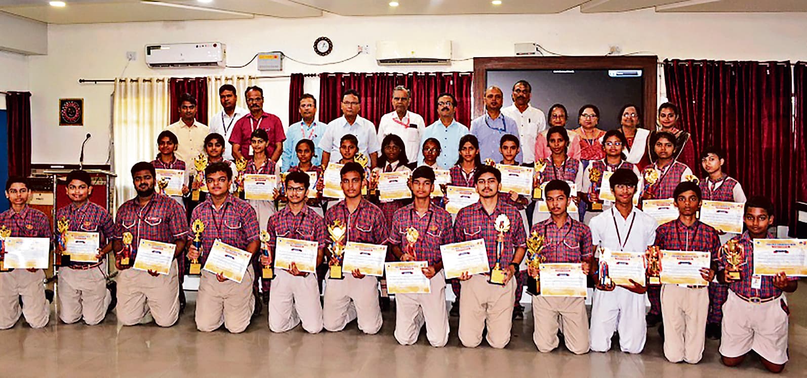 Rourkela News: सतर्कता जागरूकता सप्ताह पर आरएसपी की प्रतियोगिता के विजेता प्रतिभागी पुरस्कृत