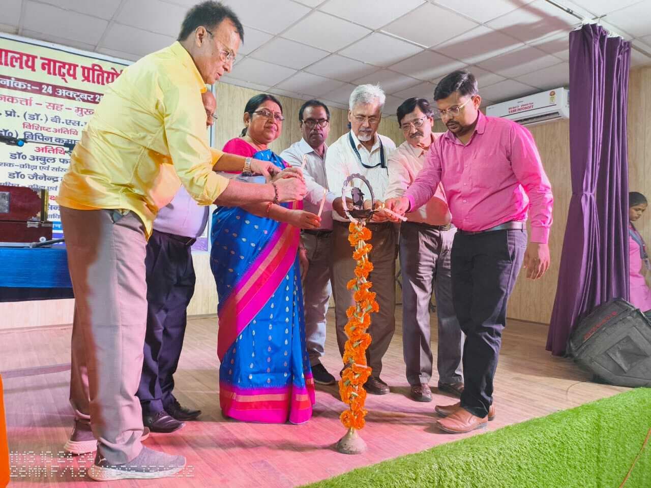 नुक्कड़ नाटक में आरजेएम कॉलेज रहा प्रथम