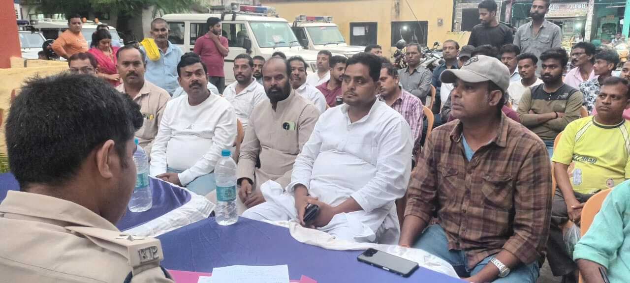 शांतिपूर्ण व सौहार्दपूर्ण वातावरण में मनायें दीपावली, काली व छठ पूजा