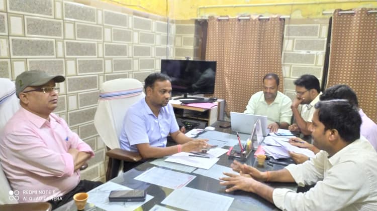 29 नवंबर को फारबिसगंज के 21 पैक्सों के होने वाले चुनाव की तैयारी में जुटे पदाधिकारी