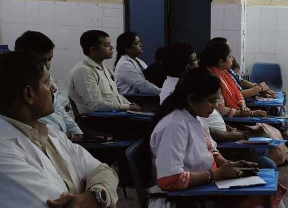 परिवार नियोजन काउंसिलिंग को ले जिले के आयुष चिकित्सकों को दिया गया प्रशिक्षण