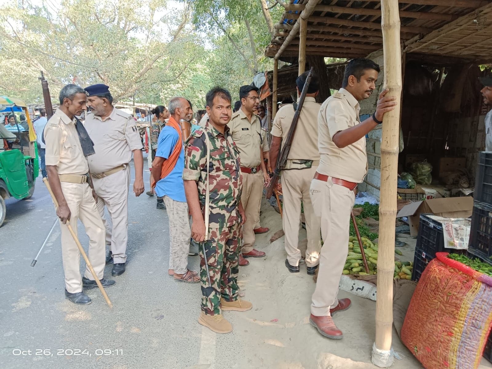 Samastipur News: सड़क किनारे से अवैध हाट को हटाने को लेकर प्रशासन ने लोगों को दी चेतावनी