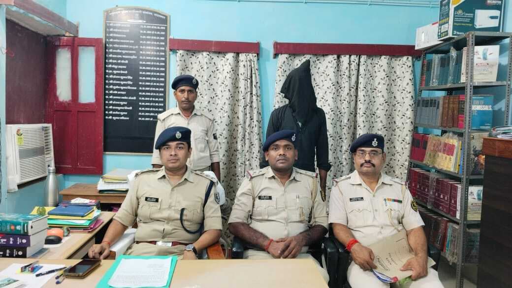 Auranvagad News : गोह के हमीदनगर टोला बनरा से थर्नेट, कट्टा व कारतूस बरामद