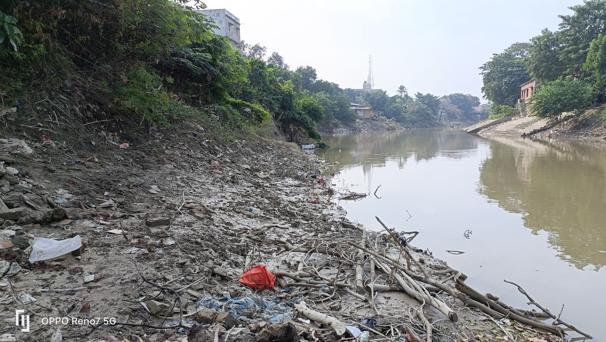 Darbhanga News: कहीं 75 फीसदी हो गया काम, तो कहीं शुरू भी नहीं हुआ नदी घाटों की सफाई का कार्य