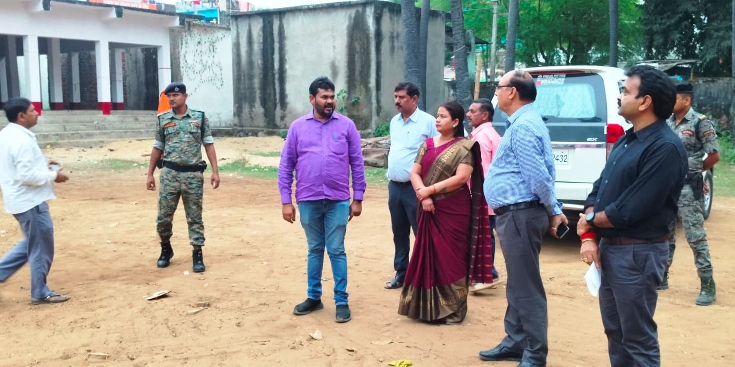 Auranvagad News : जिप अध्यक्ष व डीडीसी ने आइबी का किया निरीक्षण