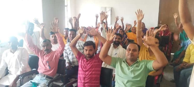 प्रशिक्षण कार्यक्रम का वार्ड सदस्यों ने सामूहिक रूप से किया बहिष्कार