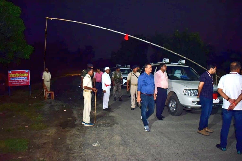 डीसी ने चेकपोस्टों पर वीआइपी सहित वाहनों की जांच का दिया निर्देश