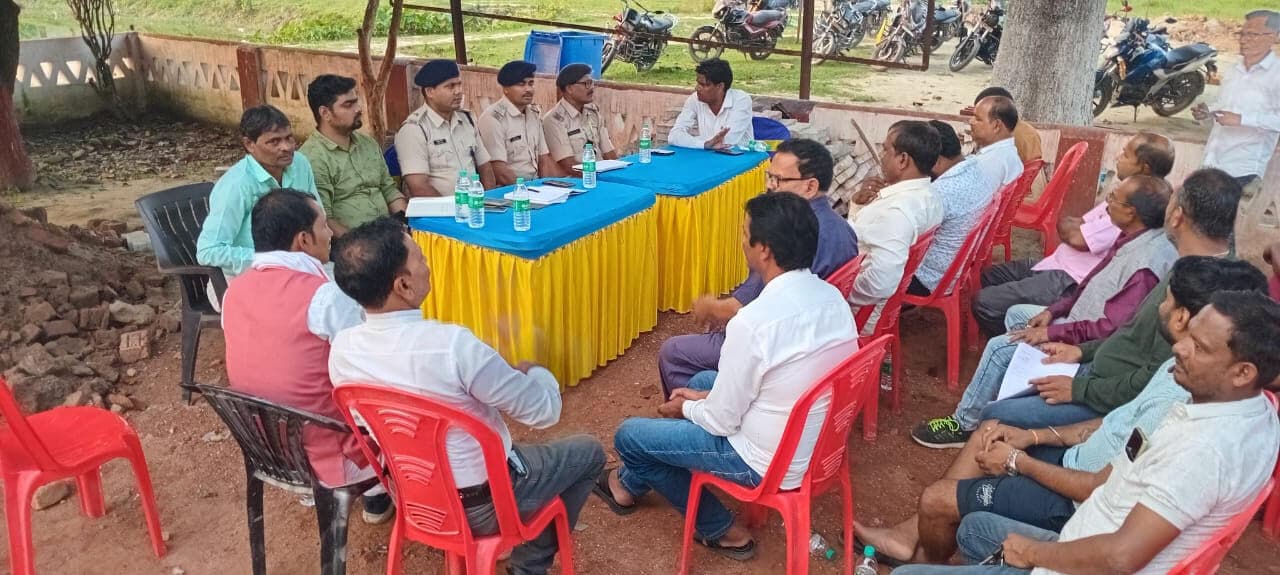 शांतिपूर्ण तरीके से मनाएं त्योहार: बीडीओ