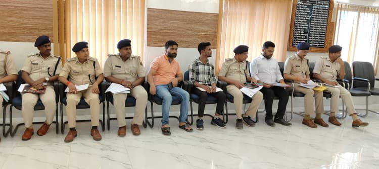 सड़क सुरक्षा समिति की बैठक संपन्न