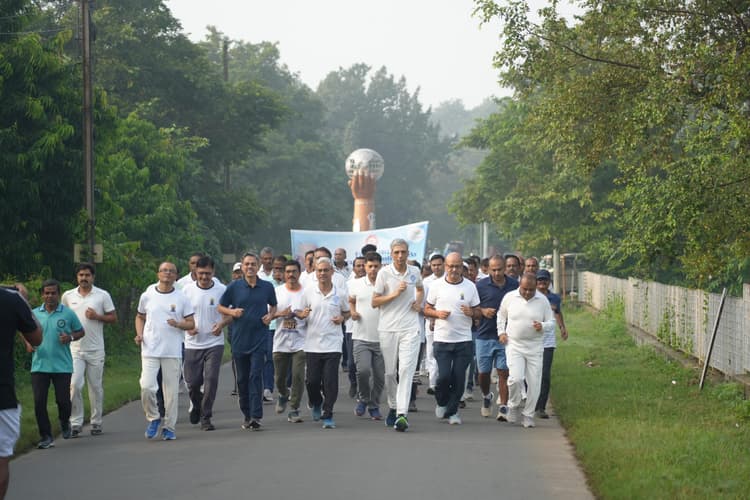 चिरेका में रन फॉर यूनिटी का किया गया आयोजन