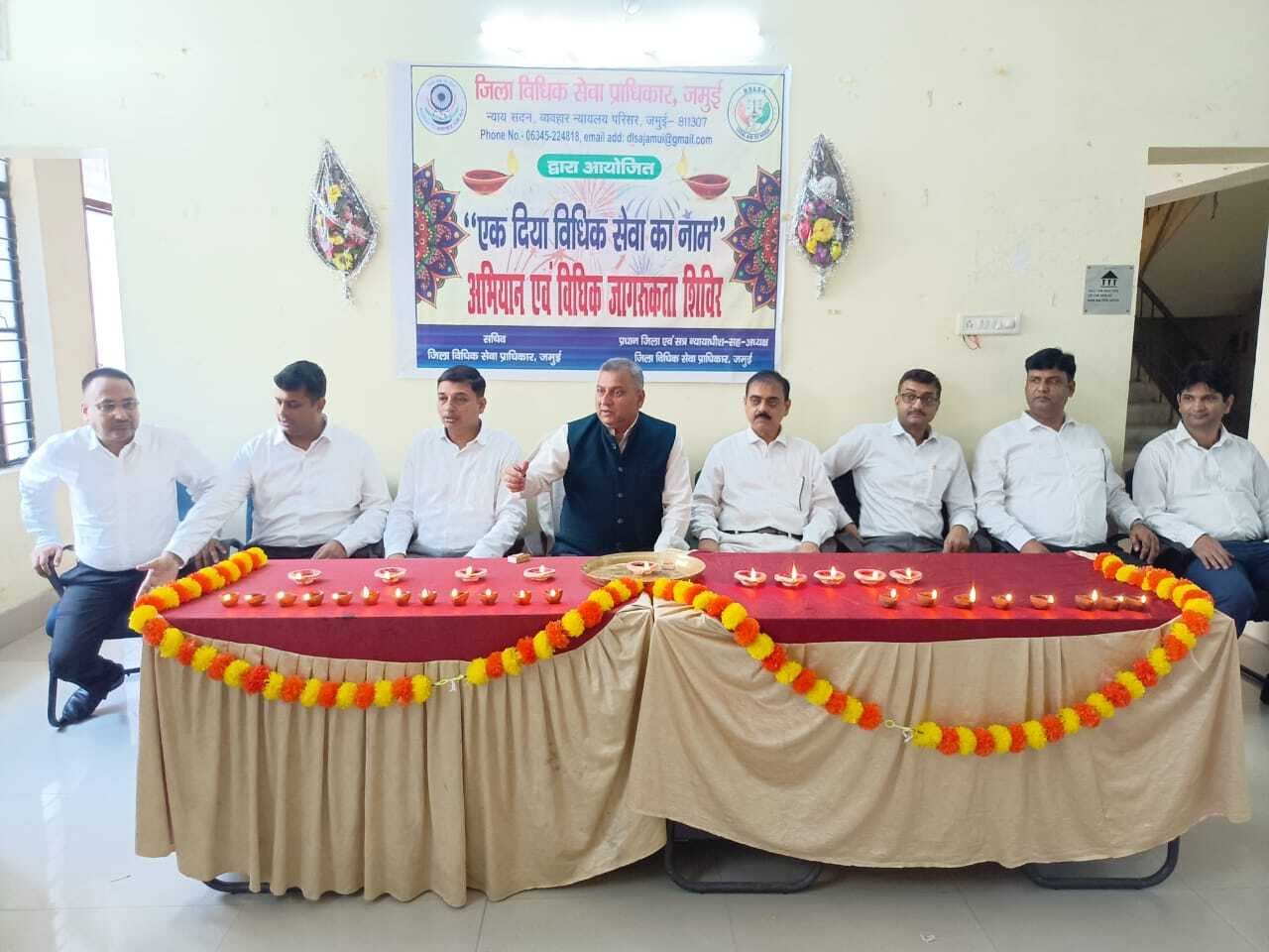 एक दीया विधिक सेवा के नाम जलाने की अपील