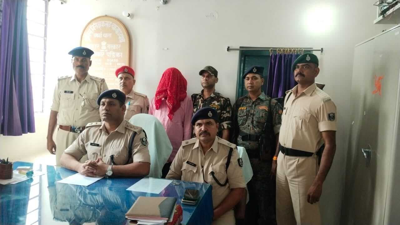 नौ वर्षों से फरार नक्सली मोहनी यादव गिरफ्तार