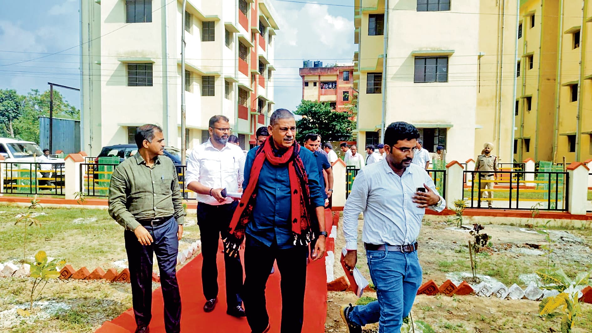 बर्दवान स्टेशन का सांसद कीर्ति आजाद ने किया दौरा