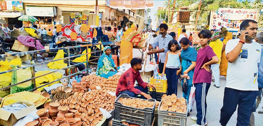 Gopalganj News : हवा को भी है दीये की दरकार, दीपावली पर जलाएं दीया, हवाओं की भी सुधरेगी सेहत