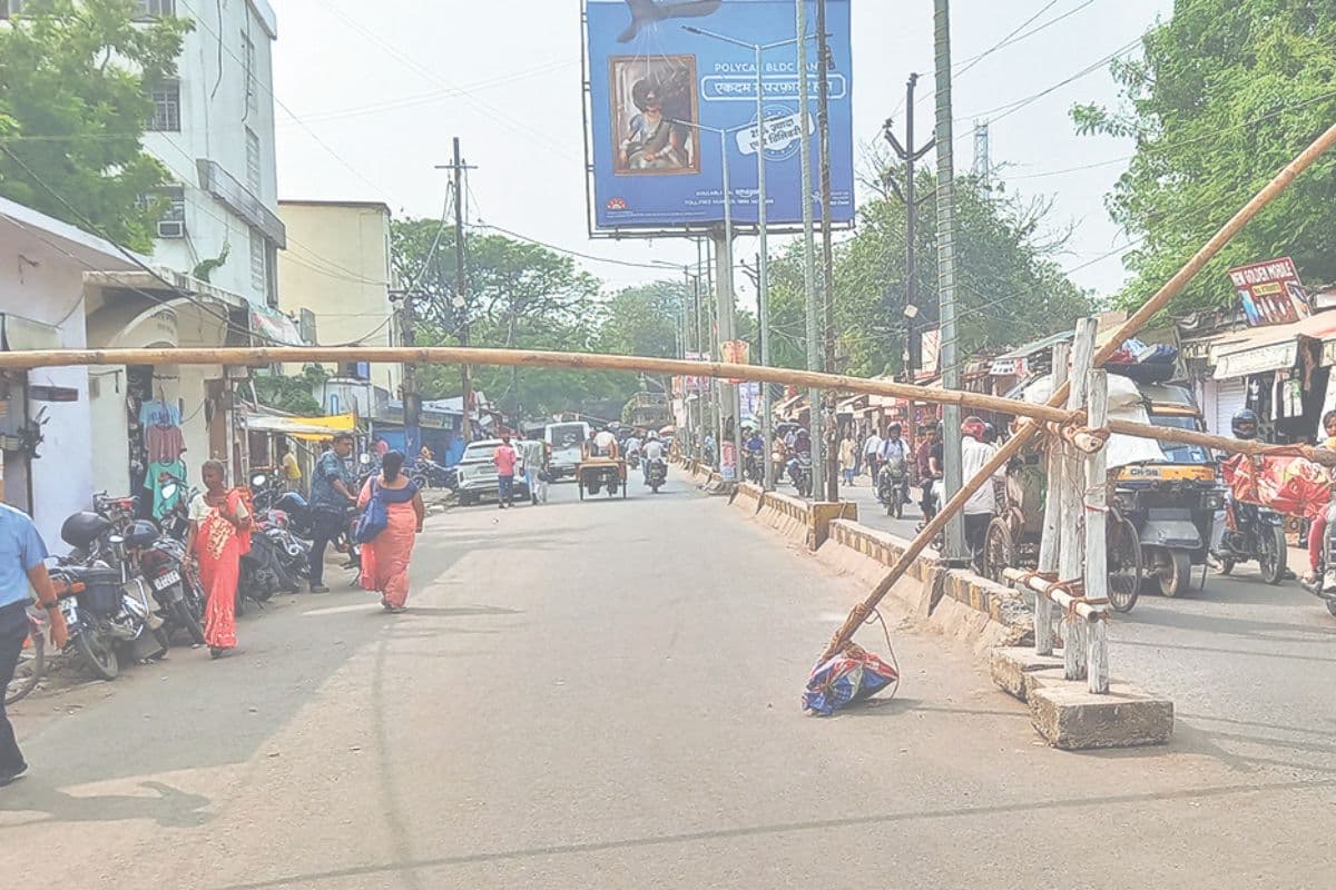 Bihar by-election: इमामगंज और बेलागंज उपचुनाव के लिए पहले दिन एक भी नामांकन नहीं, सुरक्षा को लेकर SSP ने की बैठक