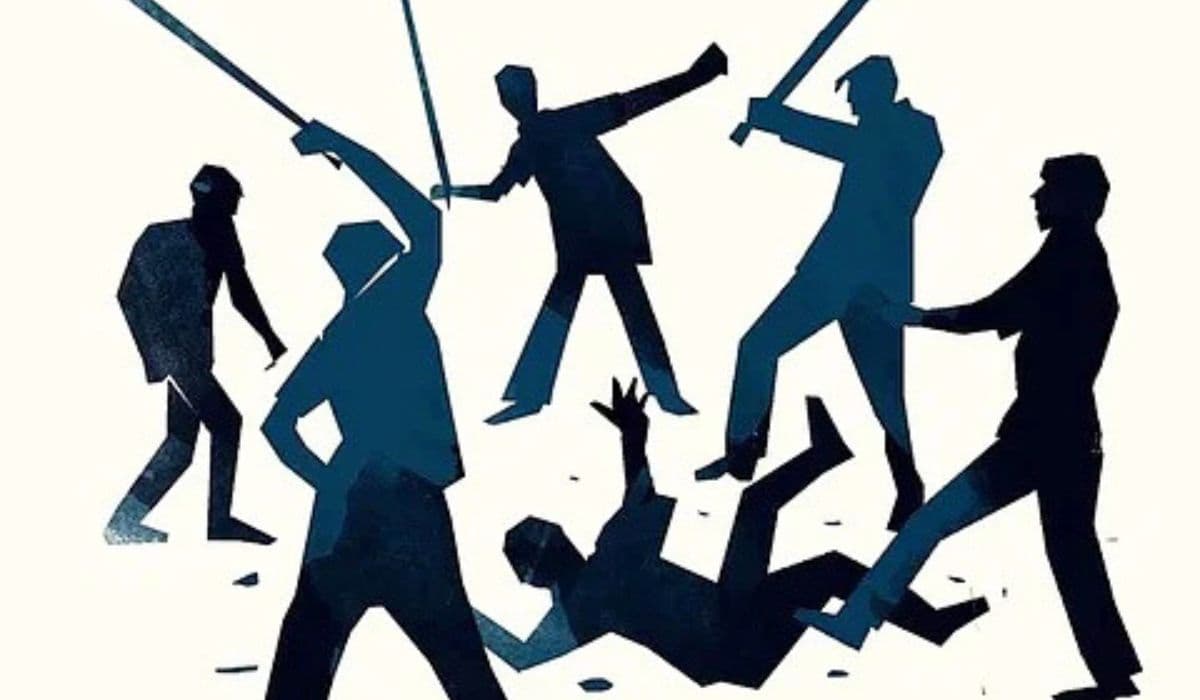 Bihar News: दुकानदार को गोली मारकर भाग रहे अपराधी को भीड़ ने दबोचा, फिर पीट-पीटकर मार डाला