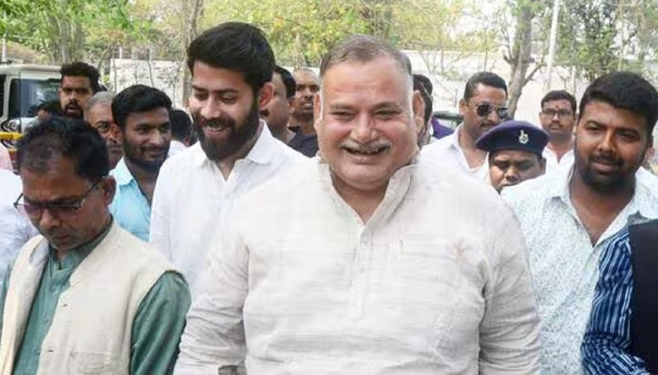 Brij Bihari Murder Case: उम्रकैद काटने जेल जायेंगे मुन्ना शुक्ला, सुप्रीम कोर्ट के फैसले पर कल करेंगे सरेंडर