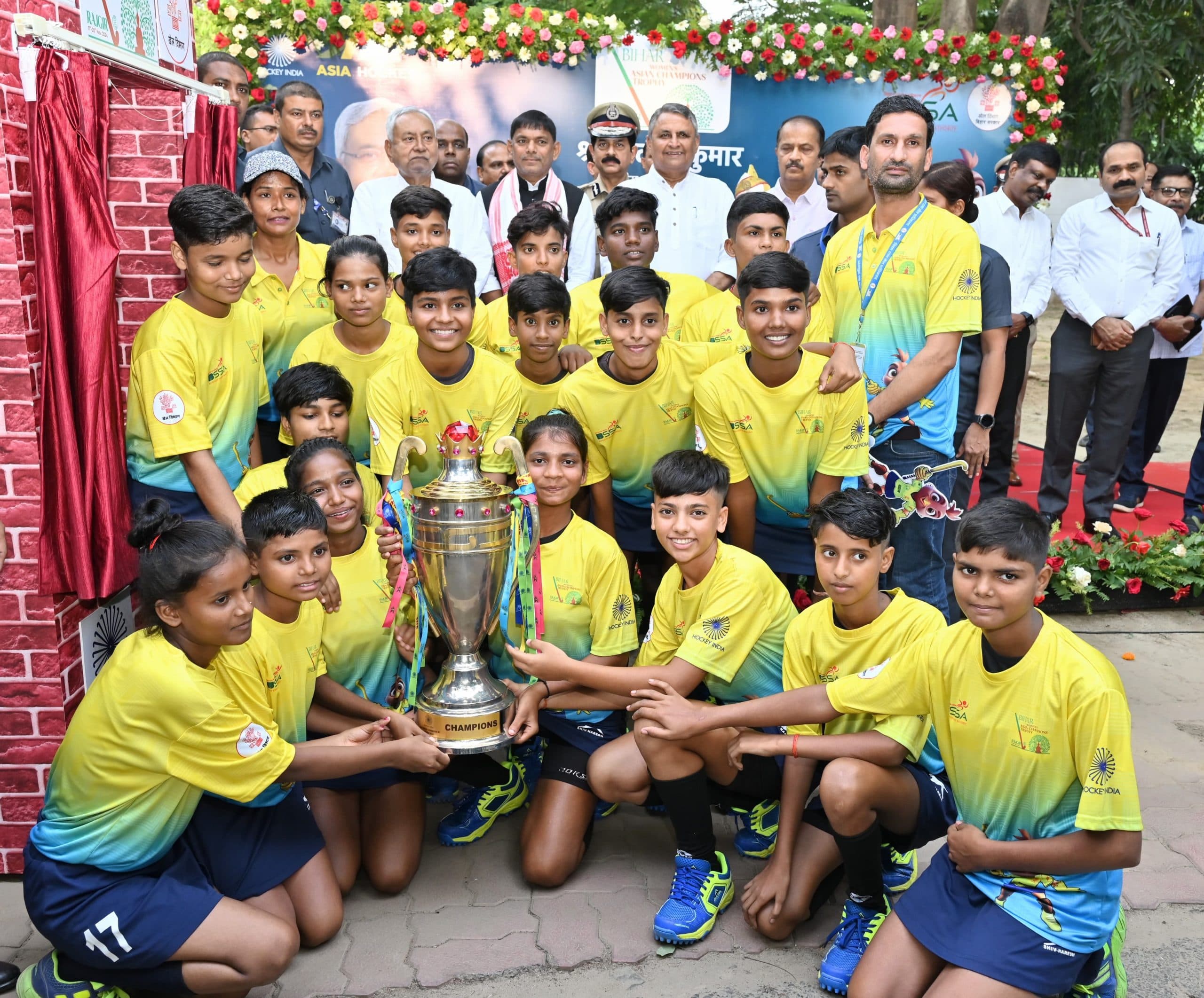 राजगीर में इतिहास रचने को तैयार महिला एशियन हॉकी चैंपियनशिप, सीएम नीतीश ने गौरव यात्रा को दिखाई हरी झंडी