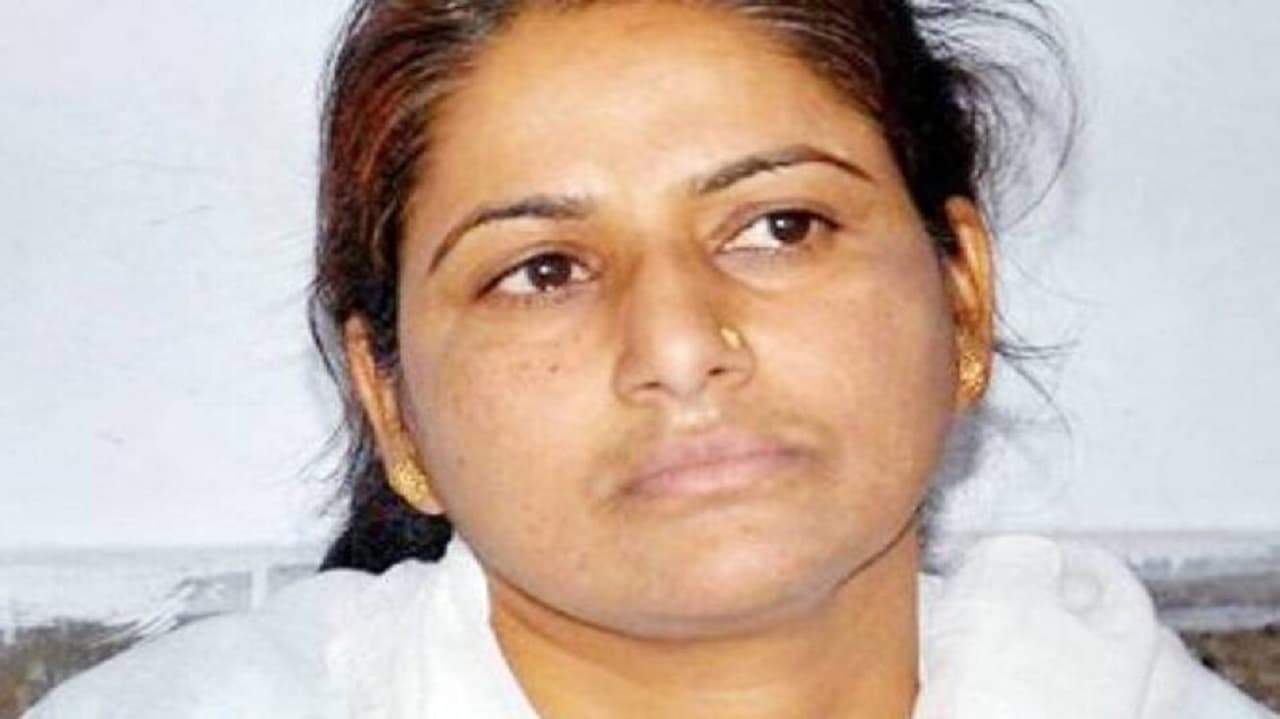 Bihar News: पूर्व एमएलसी मनोरमा देवी के बेटे का नक्सली कनेक्शन, केस मैनेज करने के लिए ले रहा था पैसा