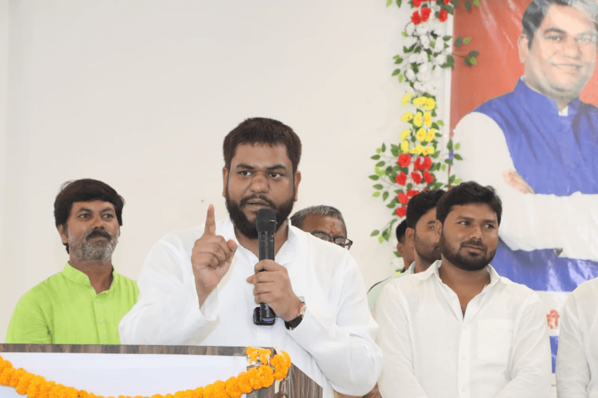 Bihar Politics: VIP प्रमुख ने आगामी विधानसभा चुनाव को लेकर कसी कमर, NDA पर साधा जोरदार निशाना