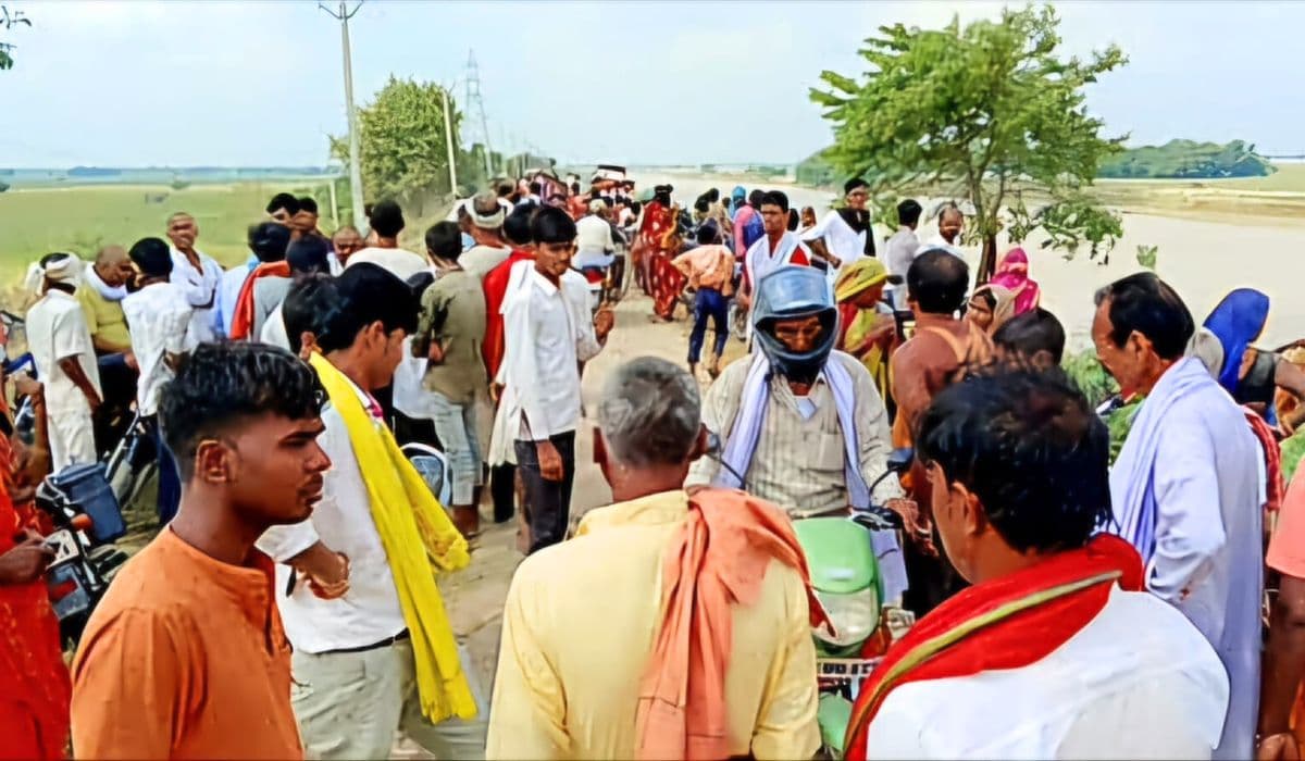 muzaffarpur naav hadsa| Bihar News: Major accident in Bihar, boat drowns in Bagmati river, 10 people were on board, 2 missing muzaffarpur naav hadsa| Bihar News: Major accident in Bihar, boat drowns in Bagmati river, 10 people were on board, 2 missing