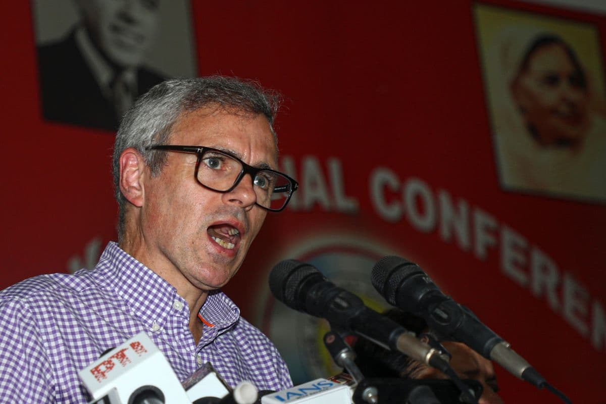 Jammu And Kashmir: पूर्ण राज्य का दर्जा दिलाने वाले प्रस्ताव को LG की मंजूरी, केंद्र के पाले में गेंद